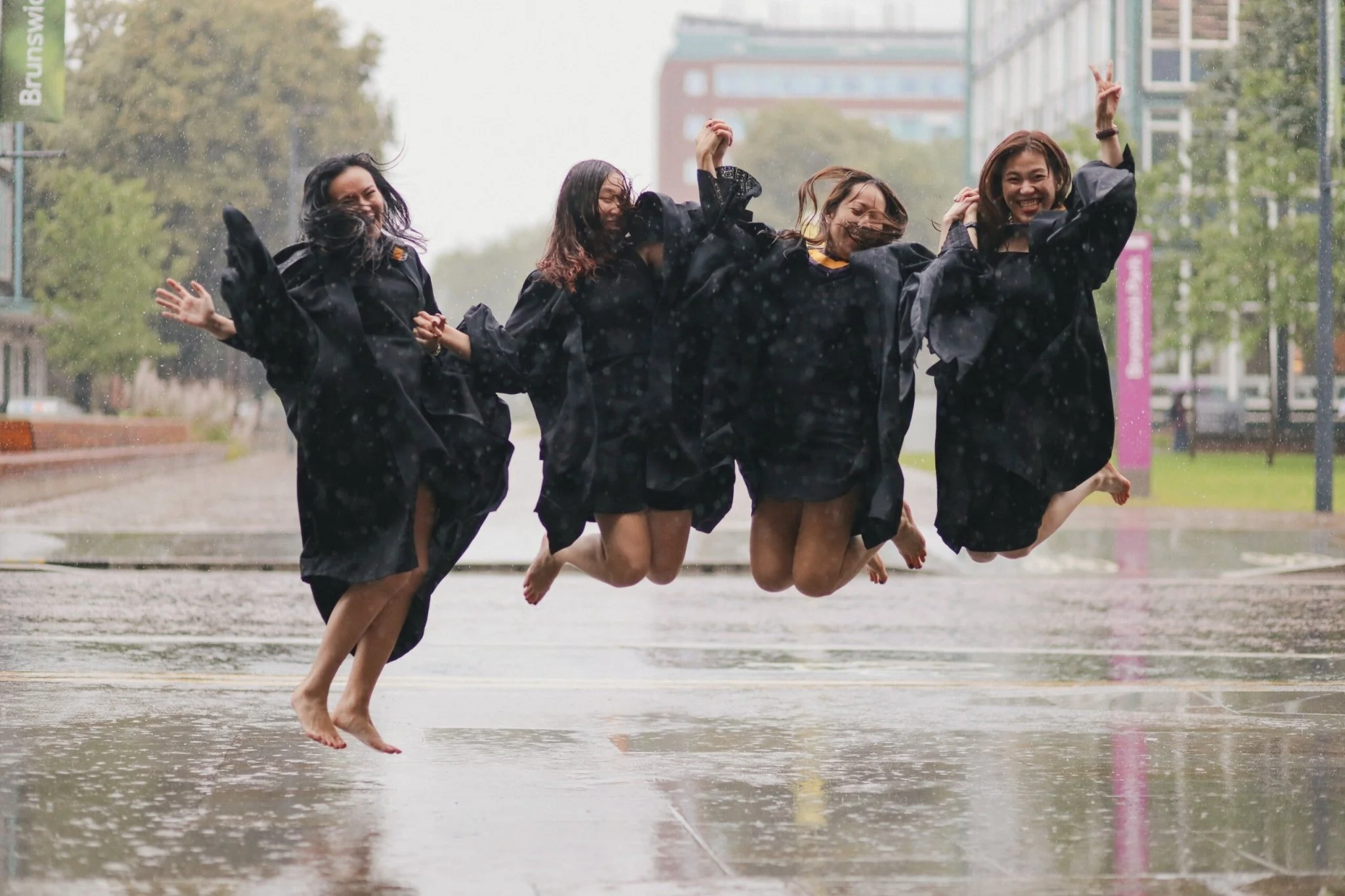 1 Hour Graduation Photoshoot - Image 5