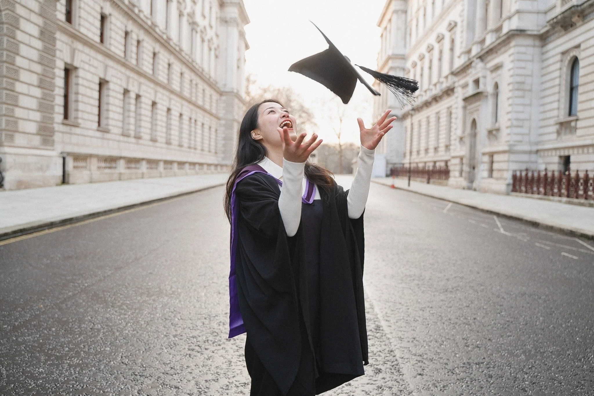 1 Hour Graduation Photoshoot - Image 7