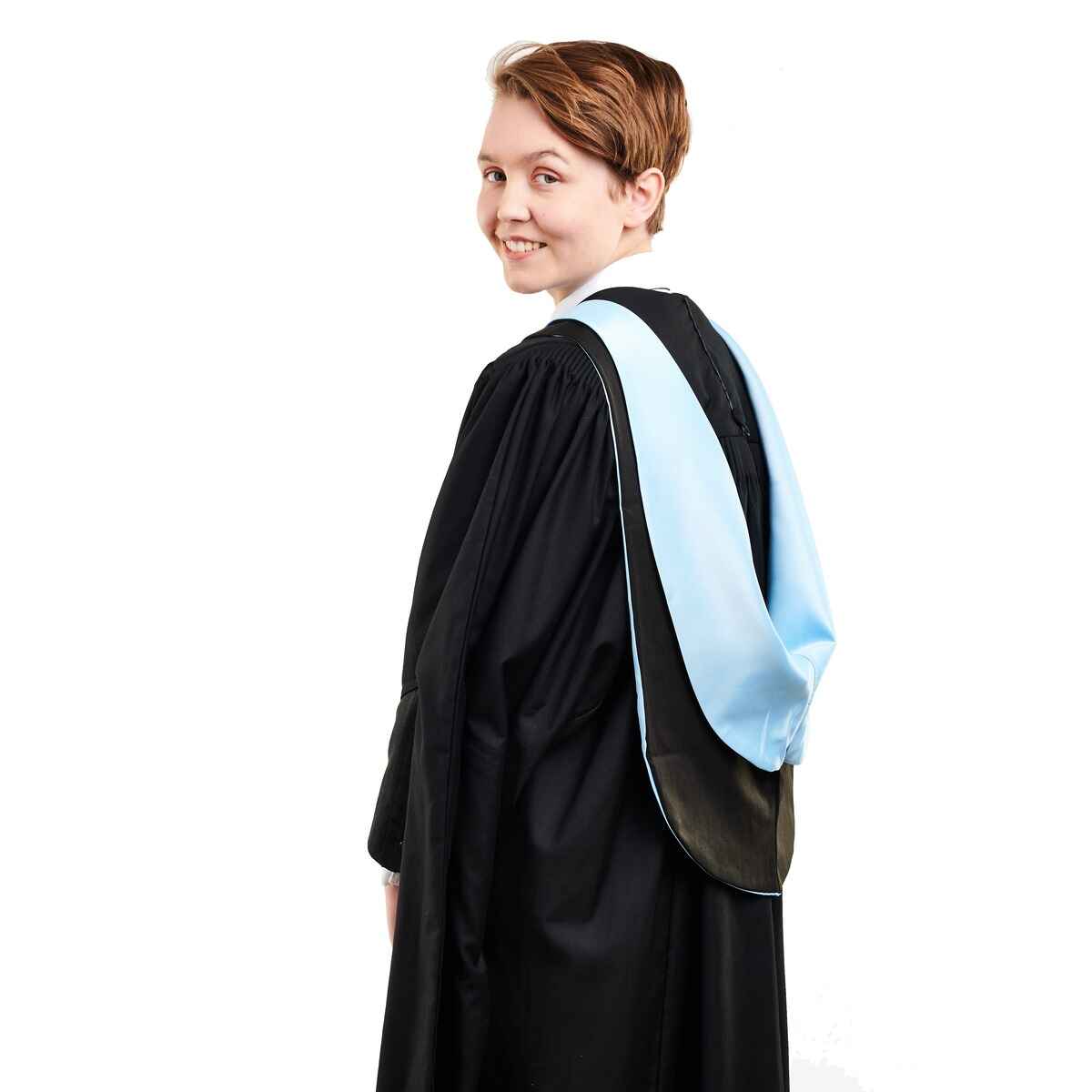 Aberdeen University Bachelors Graduation Set (Hire) - Image 3