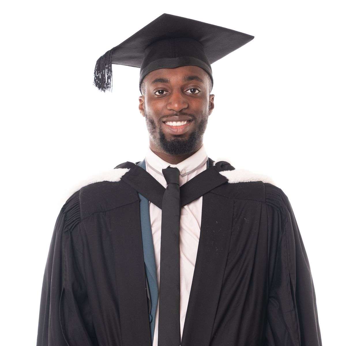 Cambridge University Bachelors Graduation Set (Hire) - Image 3
