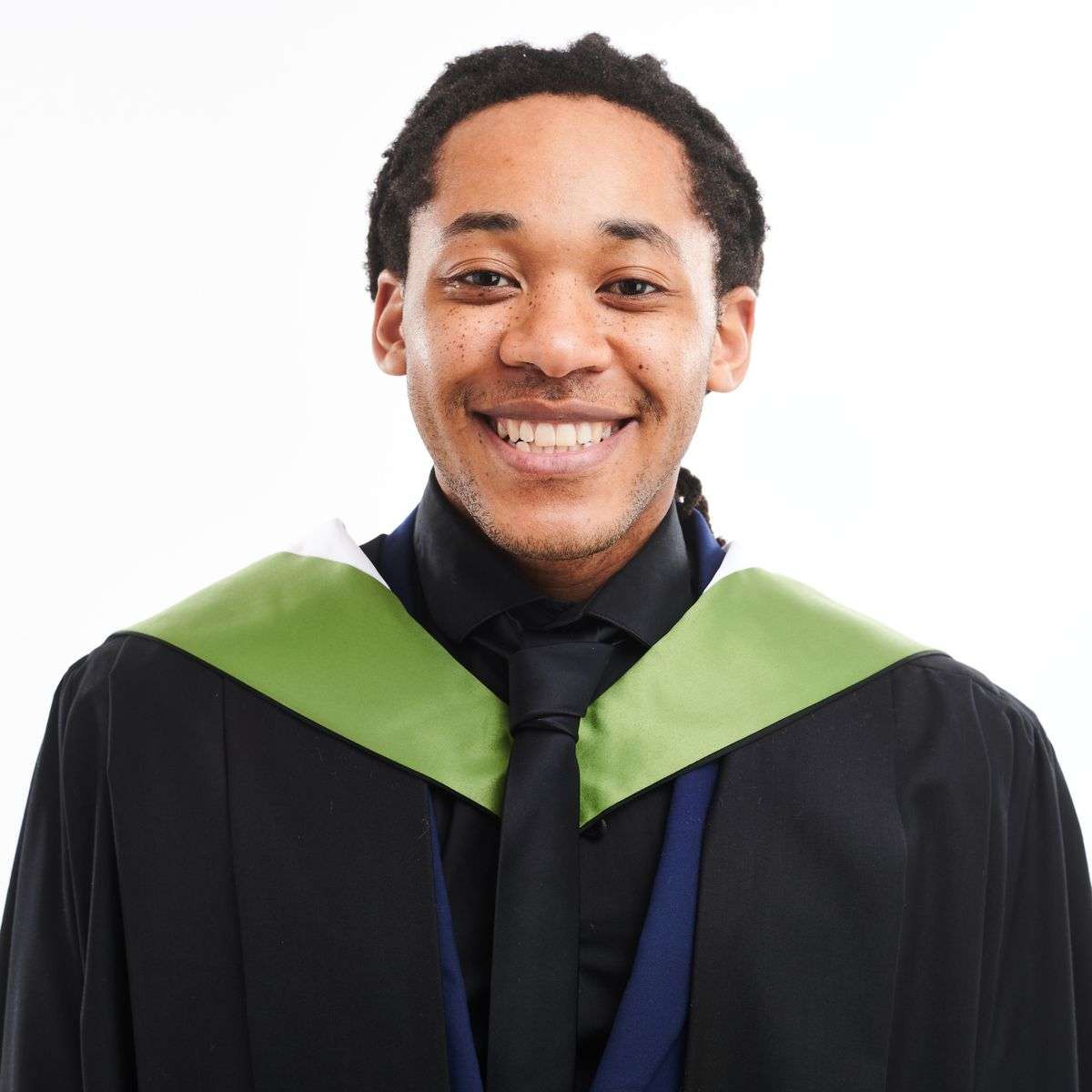 Edinburgh University Masters Graduation Set