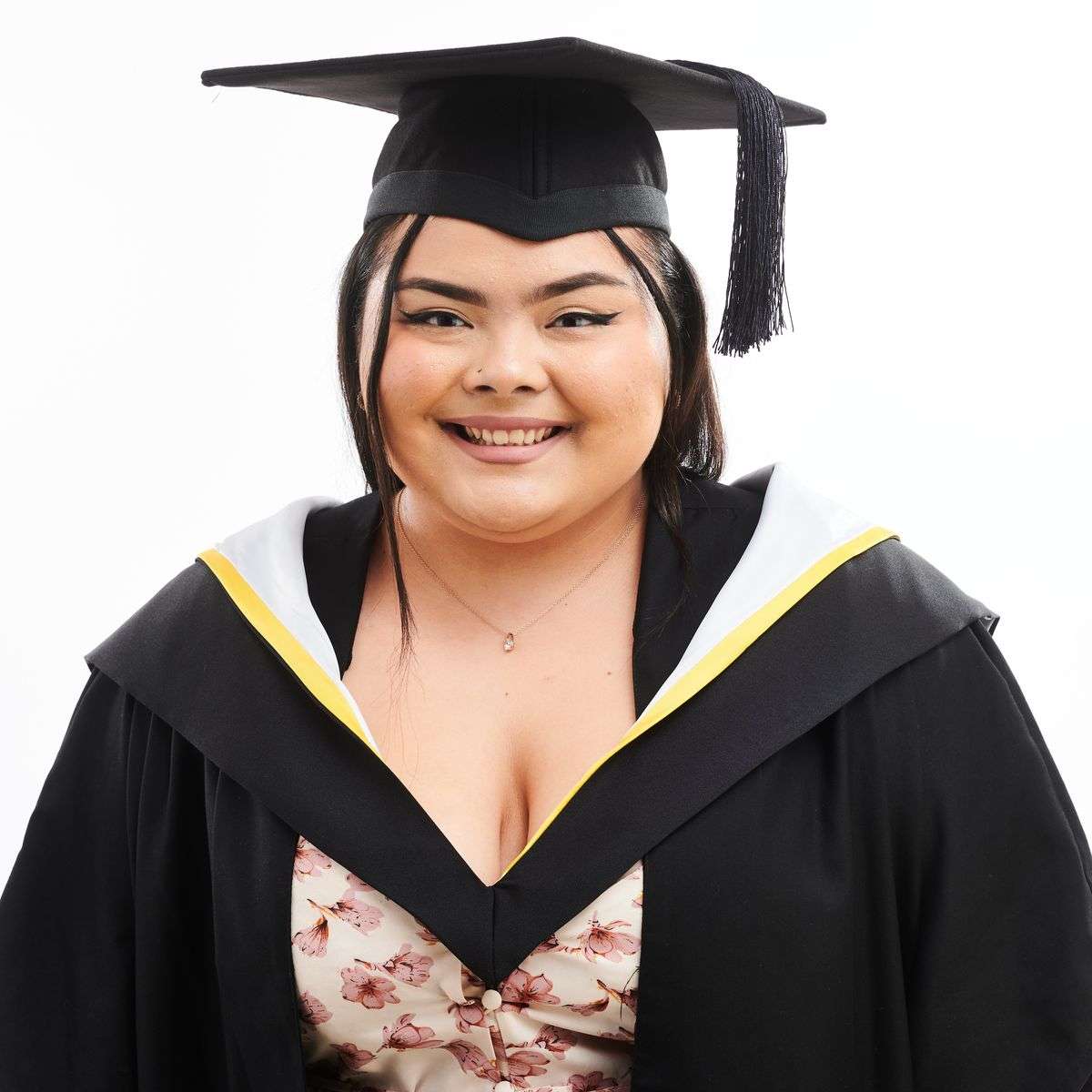 Falmouth University Bachelors Hood - Image 2