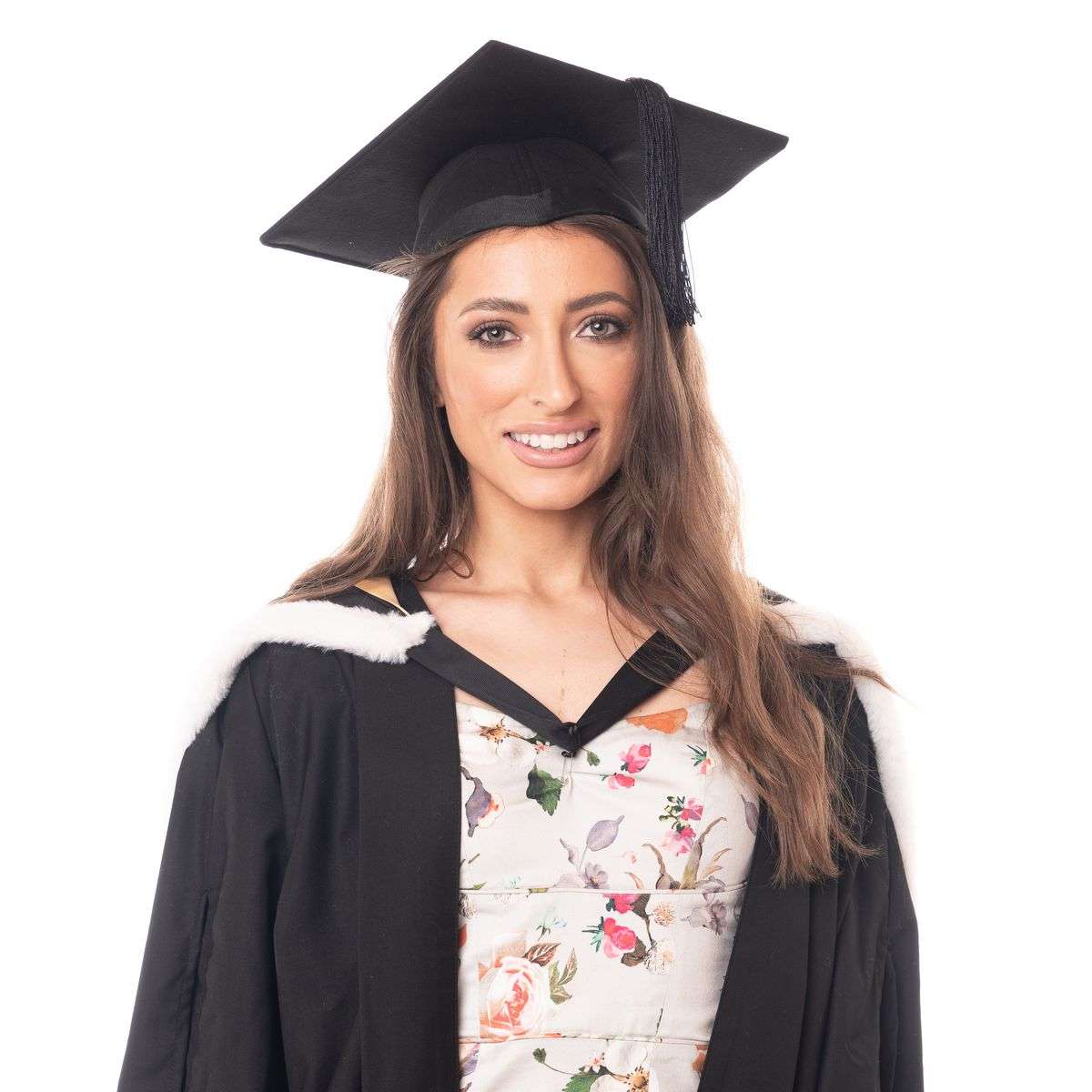 Newcastle University Bachelors Graduation Set (Hire) - Image 4