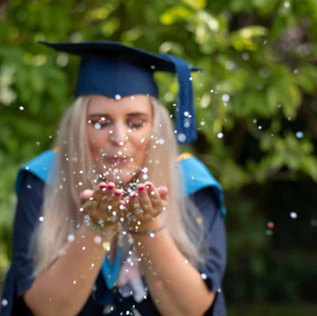 Open University Bachelors Graduation Set - Image 4