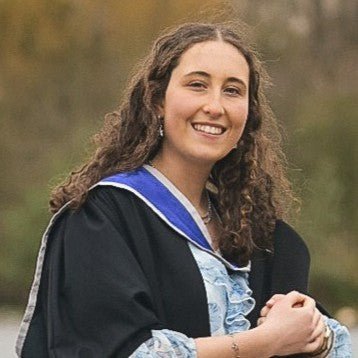 Queen Mary Masters Graduation Set - Image 3