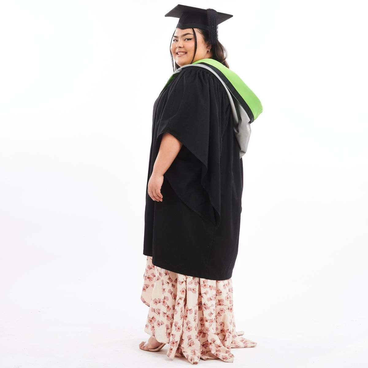 University of Cumbria Bachelors Graduation Set - Image 2