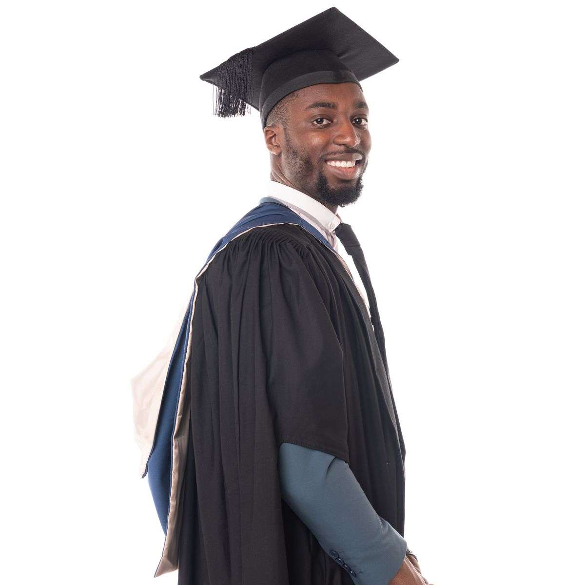 University of Reading Masters Graduation Set (Hire) - Image 2
